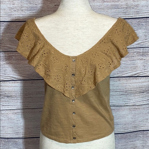 American Eagle Outfitters Tops - NWOT AMERICAN EAGLE TOP